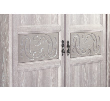 Трехдверный шкаф для одежды Лючия 180 светлый Трехдверный шкаф для одежды Лючия 180 светлый